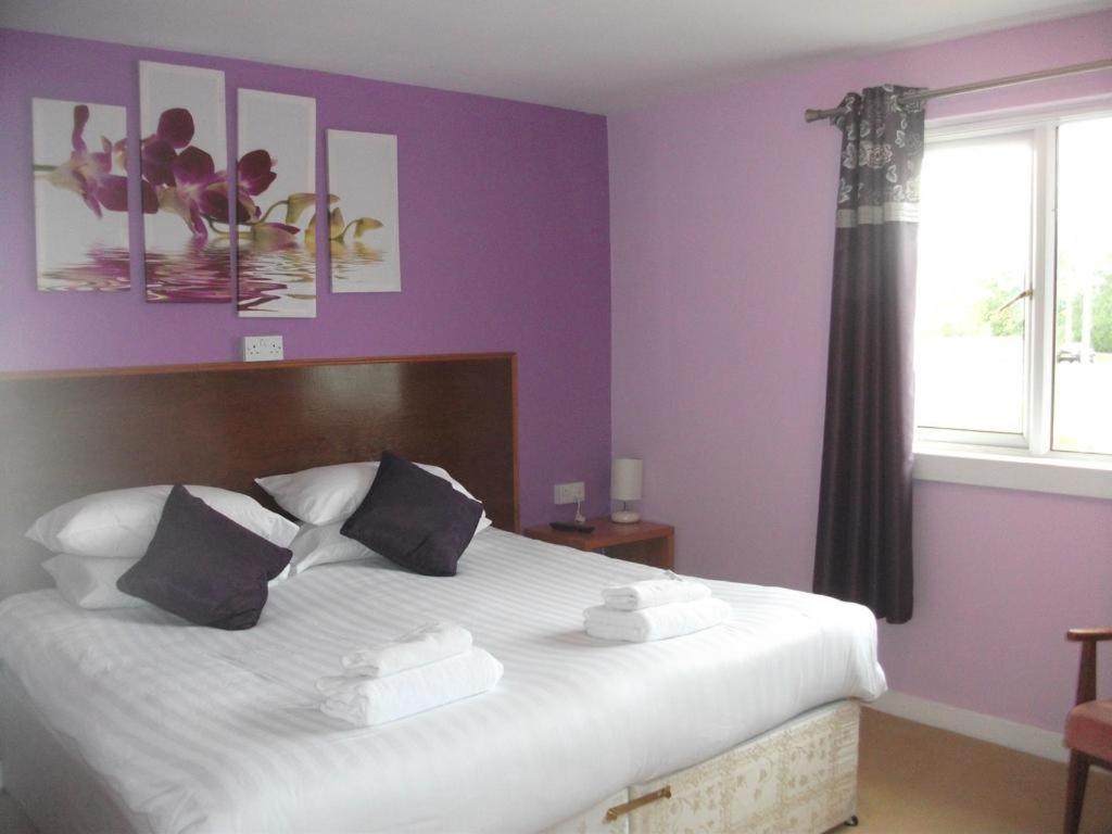 County Hotel Helensburgh Bilik gambar